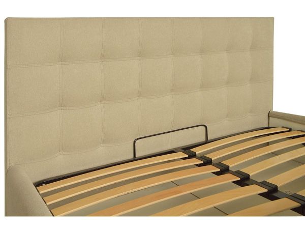 Ліжко з м'яким узголів'ям Честер Річман