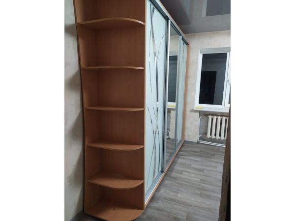 Шафа-купе тридверна ШК-600 Ceasar