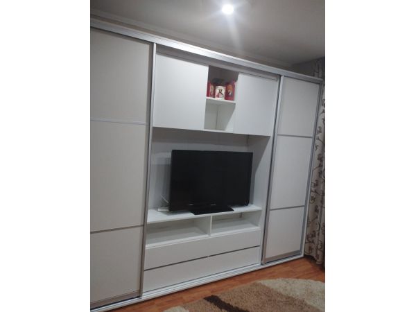 Шафа купе під телевізор Максі 450 Берегиня