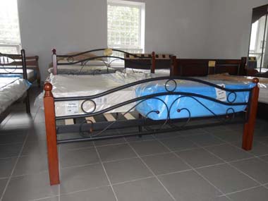Кованная металлическая кровать
